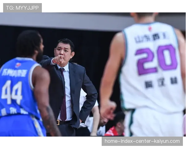 奥特攻防平衡与动态应变 太阳重建中球队的竞争基因注入